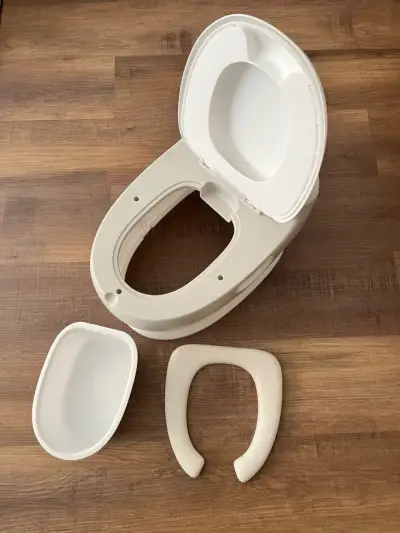 Bacinica infantil con asiento removible - miniatura 4