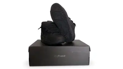 Zapatillas negras La France con diseño modernoPUMA - miniatura 2