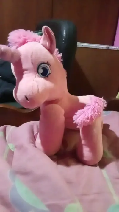 Peluche unicornio rosa suave y adorable - miniatura 1