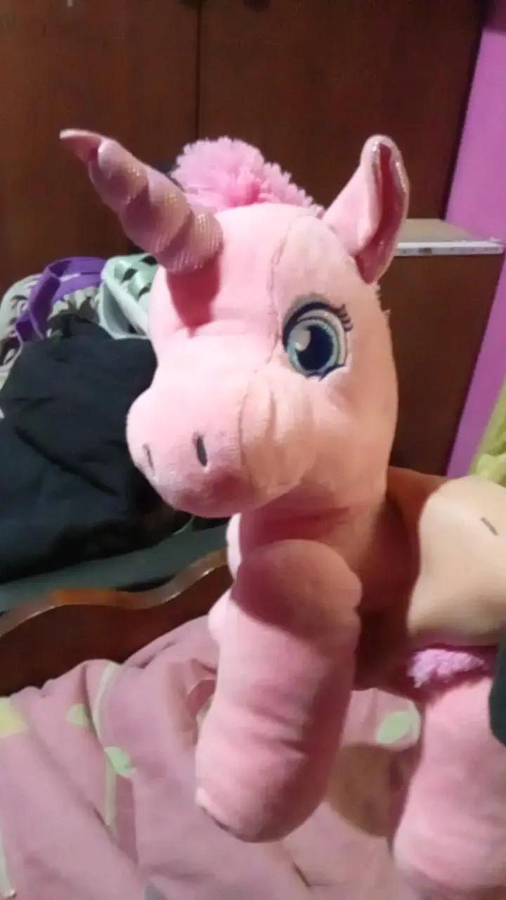 Peluche unicornio rosa suave y adorable - 2
