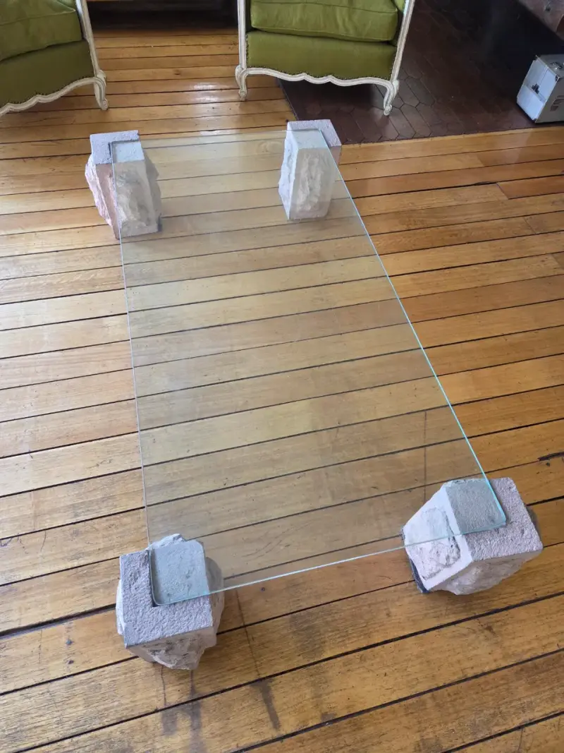 Mesa de centro de vidrio con base de piedras de Pe - 4