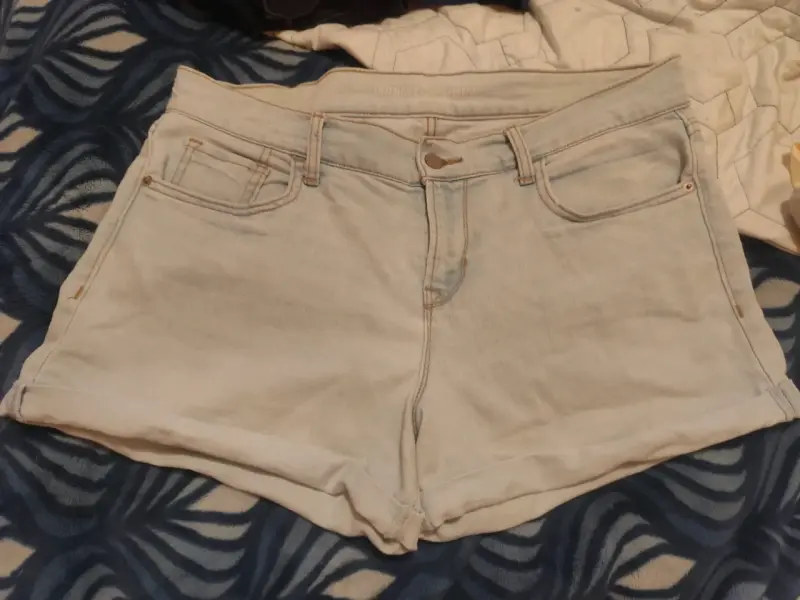 Shorts de mezclilla claros para mujer Old Navy