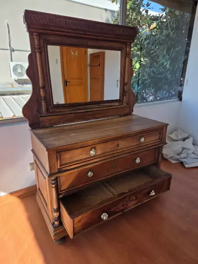 Cómoda de Madera con Espejo Antiguo - miniatura 2