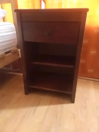 Cama 2 P con colchon y veladores - miniatura 4