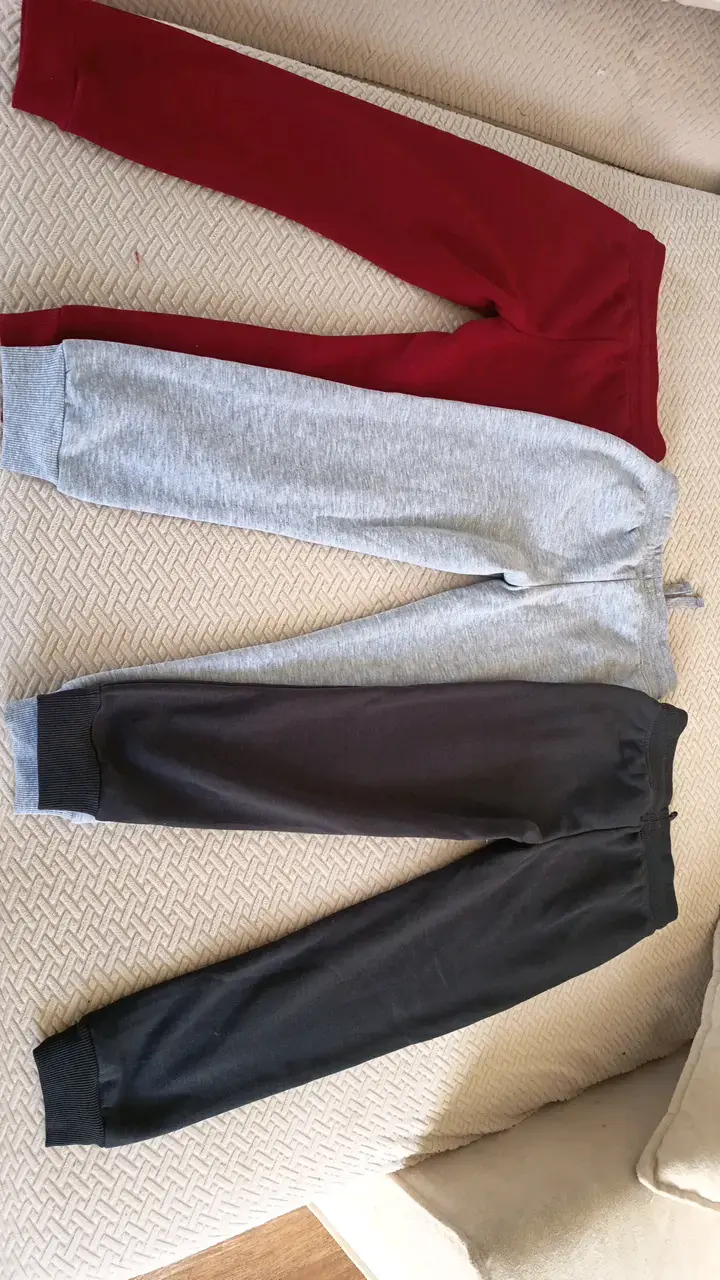 Pantalones deportivos para niños en tres colores - 3