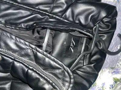 chaqueta estilo bomber - miniatura 1