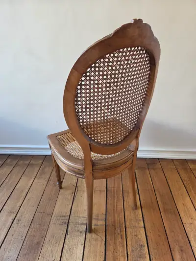 Juego de comedor redondo de vidrio con sillas de mimbre - miniatura 5