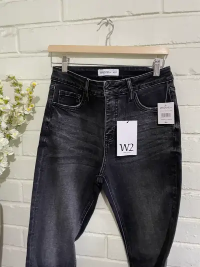 Jeans negros de tiro alto Wados para mujer - miniatura 1