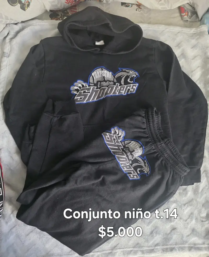 Conjunto deportivo niño talla 14 negro