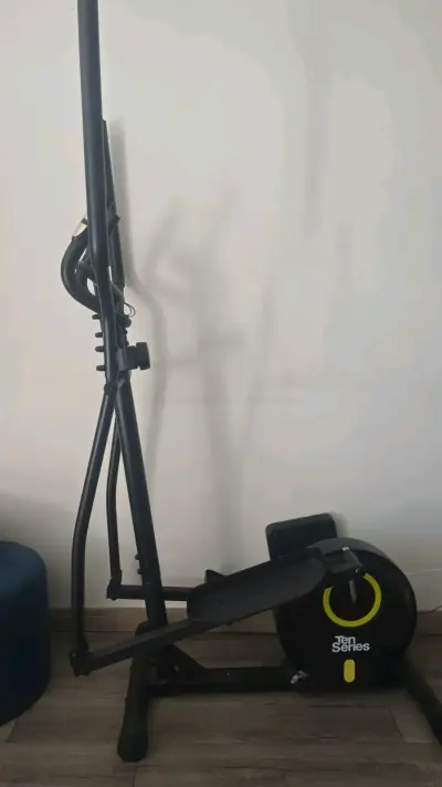 Máquina elíptica Ten Series en buen estado - miniatura 1