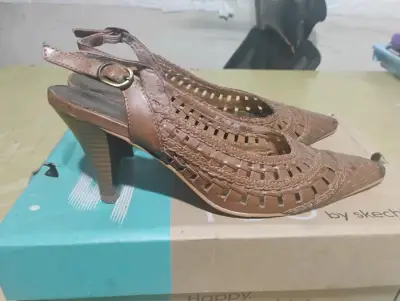 Zapatos de Tacón Café Skechers para Mujer - miniatura 1