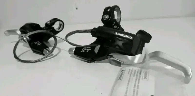 Palancas de Cambio Shimano Deore XT 3x9v - 6