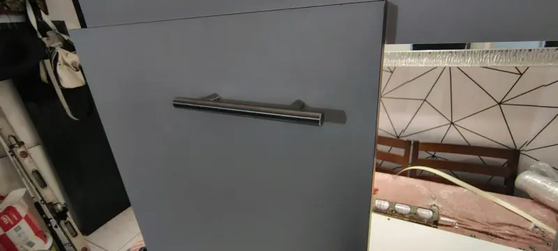 Mueble base de lavaplatos blanco con puertas - 5