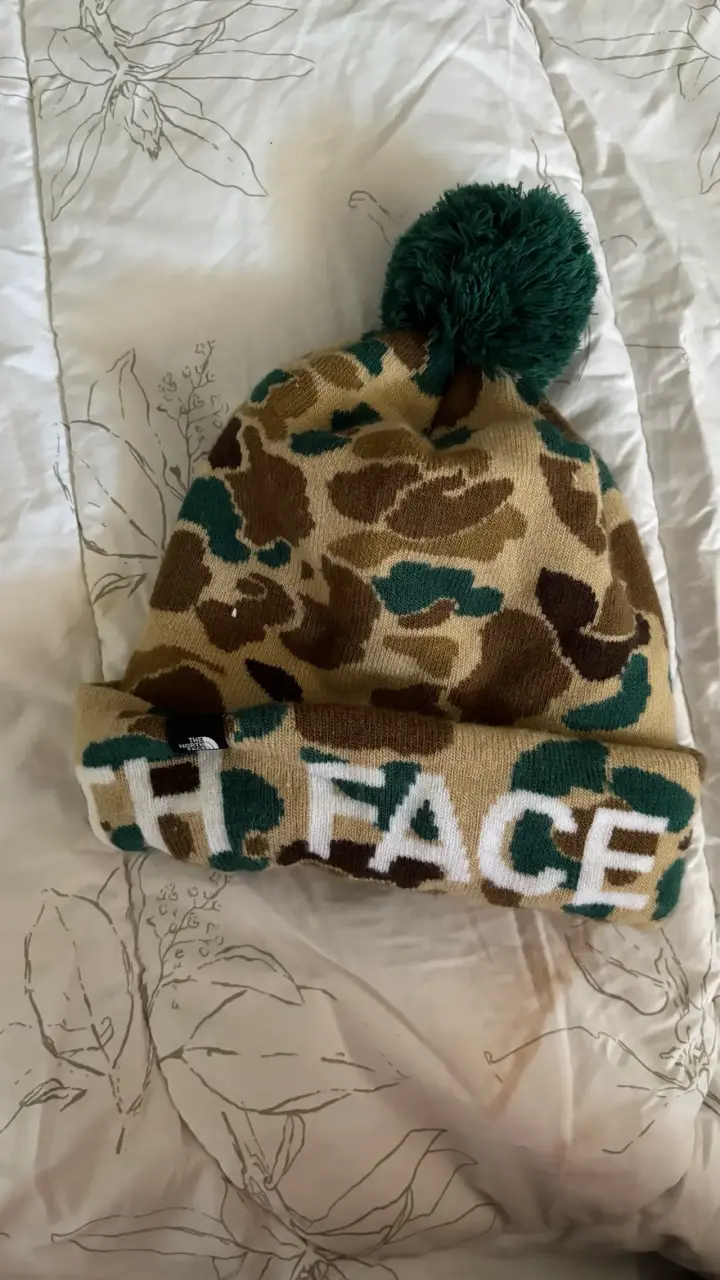 Gorro camuflado The North Face con pompón - 2