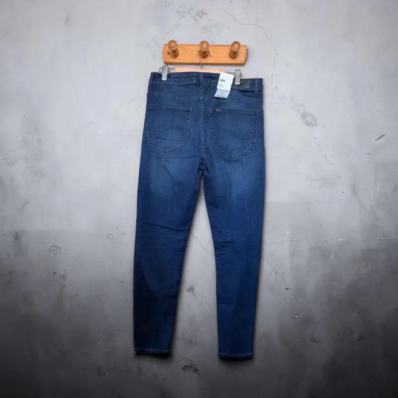 Jeans ajustados azul oscuro para mujer Lee