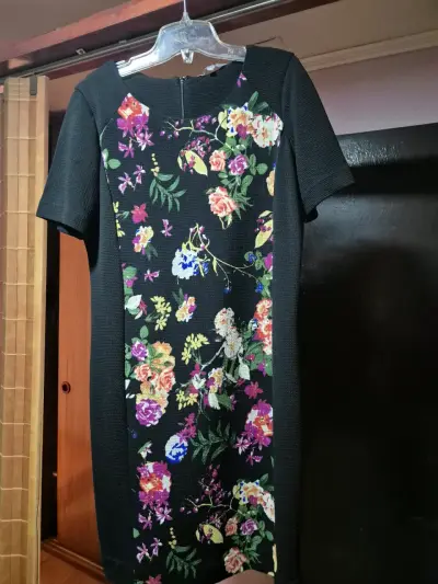 Vestido negro floral ViAresa talla M - miniatura 1