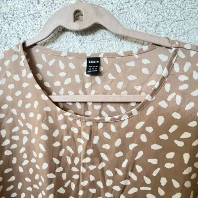 Blusa estampada beige Shein talla L - miniatura 3