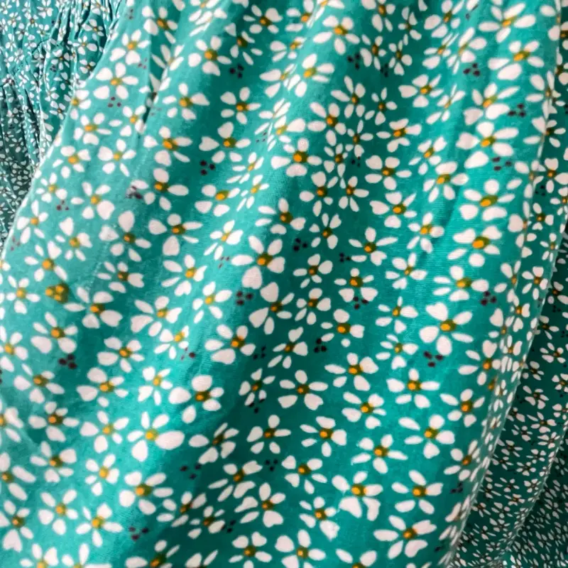 Blusa verde con estampado floral para mujer - 4