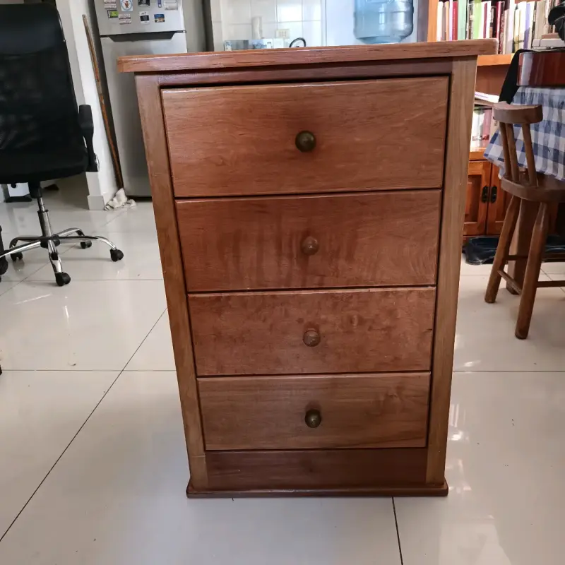 Cómoda de Madera con Cuatro Cajones - 2