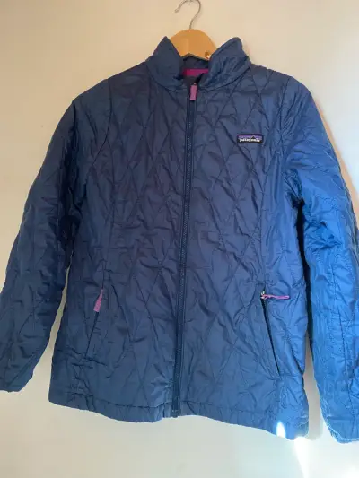 Chaqueta acolchada azul Patagonia para mujer - miniatura 1