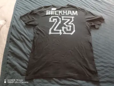 Polera negra Adidas con diseño Beckham - miniatura 2