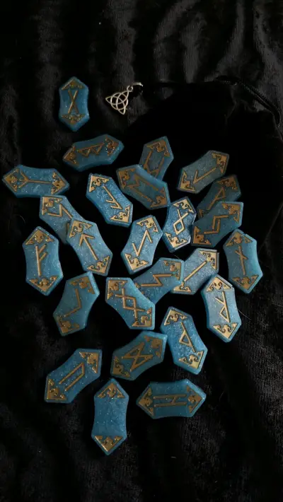 Juego de runas aguamarina con detalles dorados - miniatura 4
