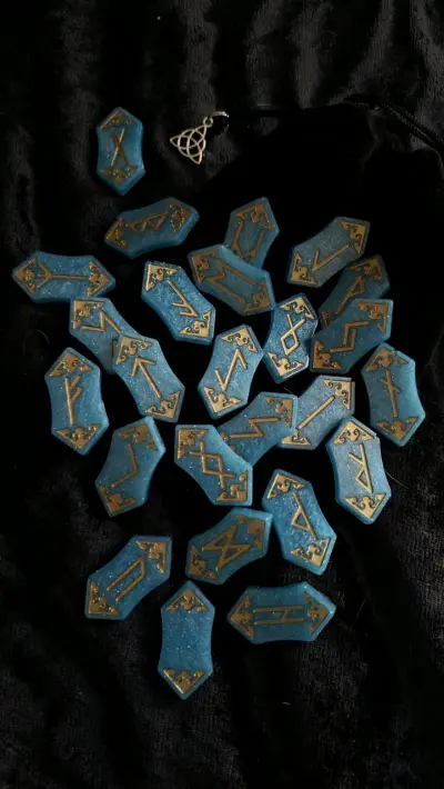 Juego de runas aguamarina con detalles dorados - miniatura 5