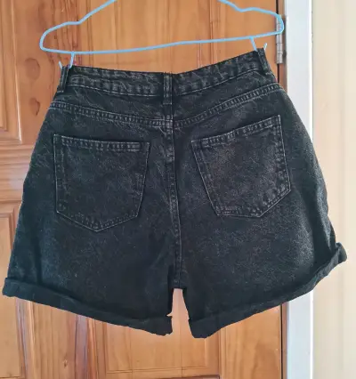 Shorts de mezclilla negros Noisy May. Talla M - miniatura 2