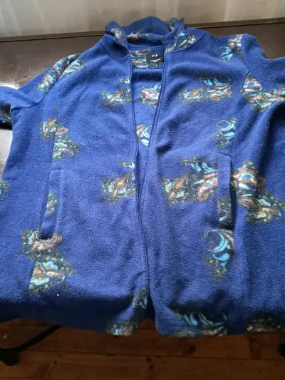 Ropa de poco uso - miniatura 3