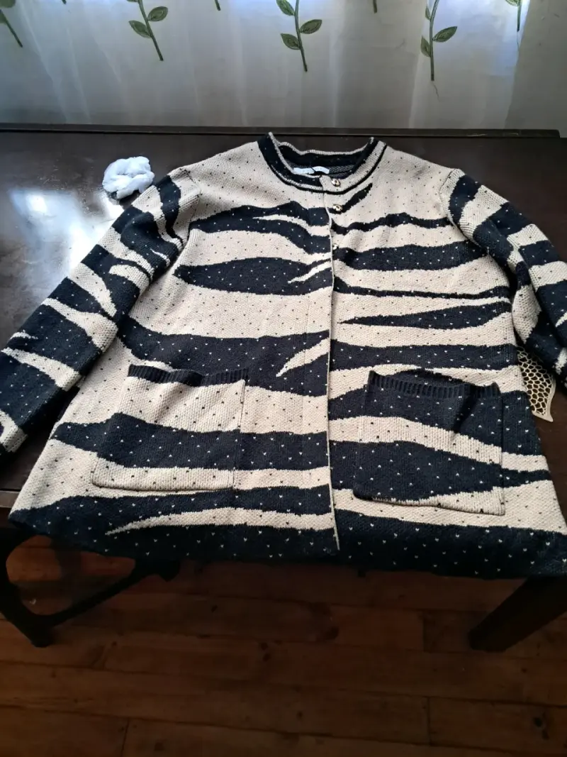 Ropa de poco uso - 6