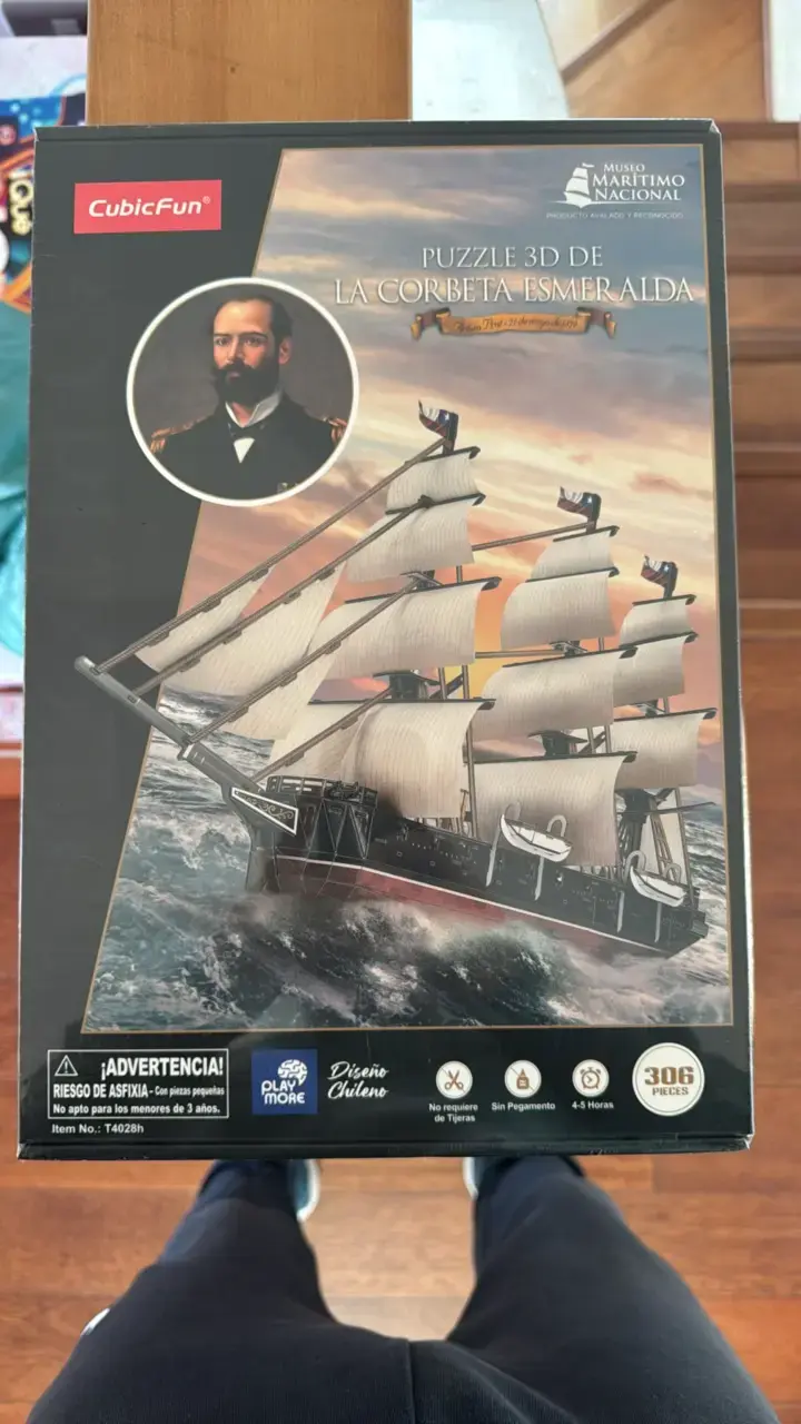 Puzzle 3D de La Corbeta Esmeralda CubicFun