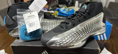 Zapatillas Adidas Anthony Edwards 1 Low Negras - miniatura 1