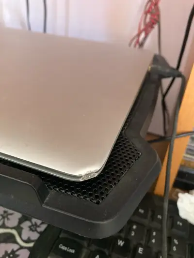MacBook Air 11 inch 2015 con 250GB SSD y 4GB RAM - miniatura 5