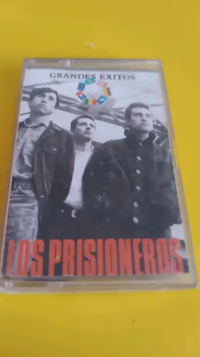 Cassette Los Prisioneros Grandes Éxitos - miniatura 1