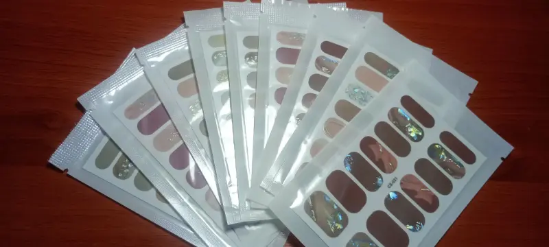 Set de stickers para uñas en varios diseños - 2
