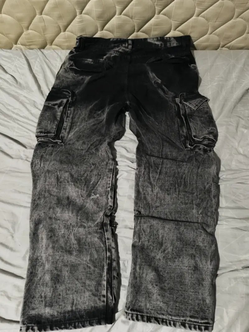 Pantalones cargo negros desgastados para hombre - 2