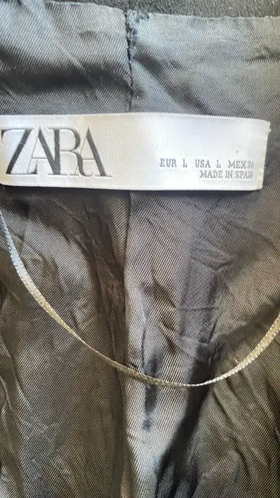 Blazer negro elegante Zara para mujer - miniatura 3