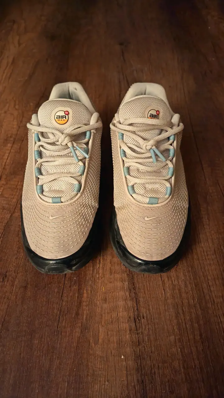 Zapatillas deportivas Nike Air Max beige y negro - 2
