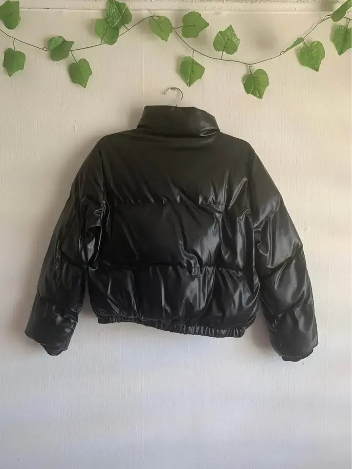 Chaqueta acolchada negra para invierno - 2