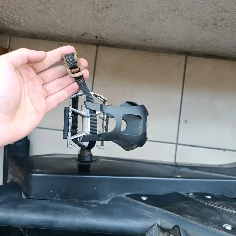 Bicicleta estática de ejercicio para interiores - 4