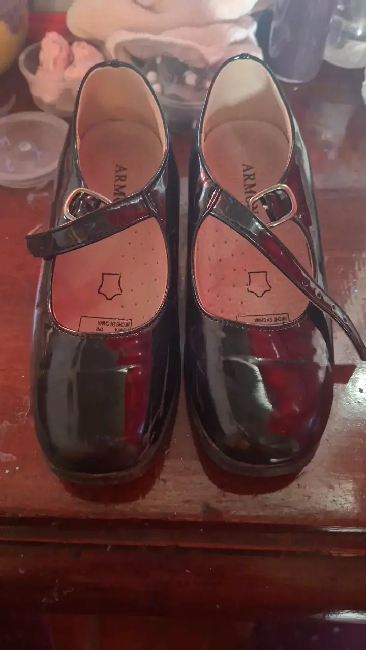 Zapatos de charol para niña Armonía talla 26 - 1