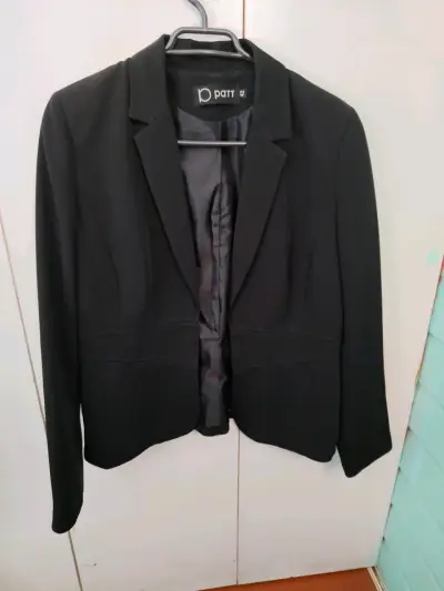 Blazer negro elegante - miniatura 1