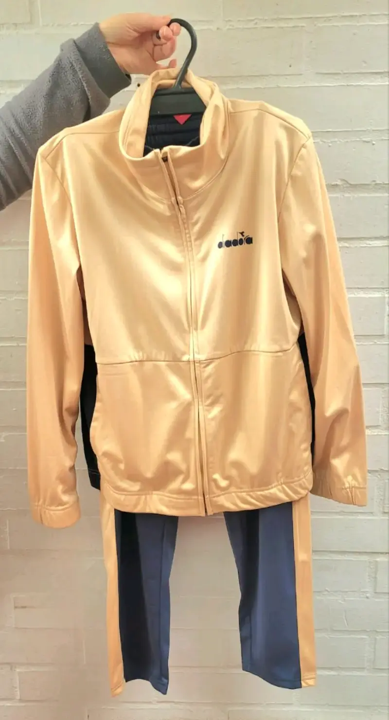 Conjunto deportivo Diadora beige y azul - 6