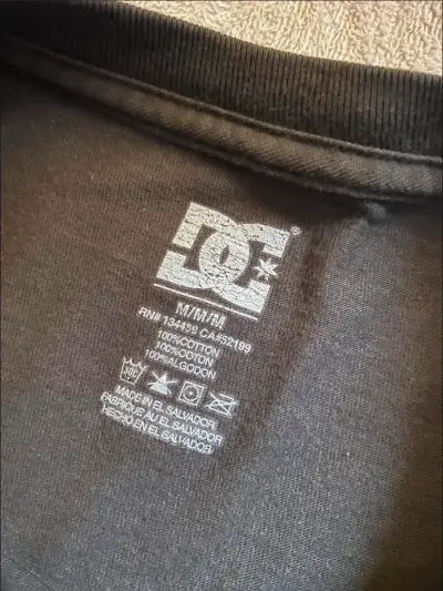 Polera negra DC Shoes - miniatura 2