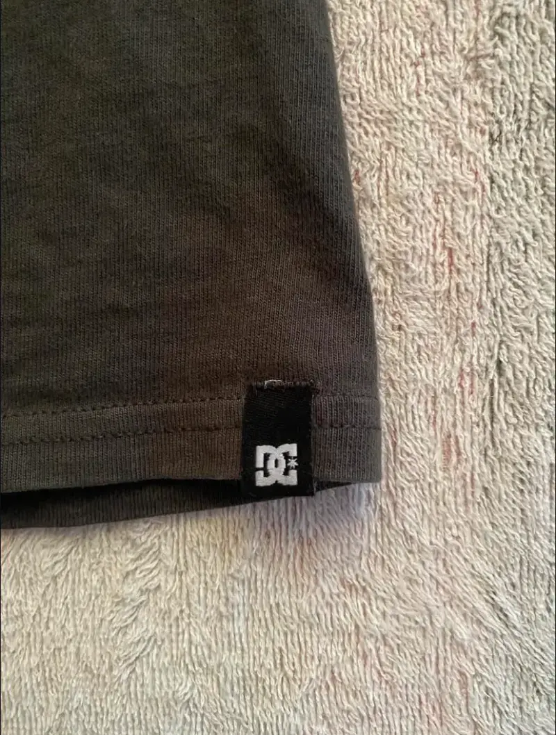 Polera negra DC Shoes - 3