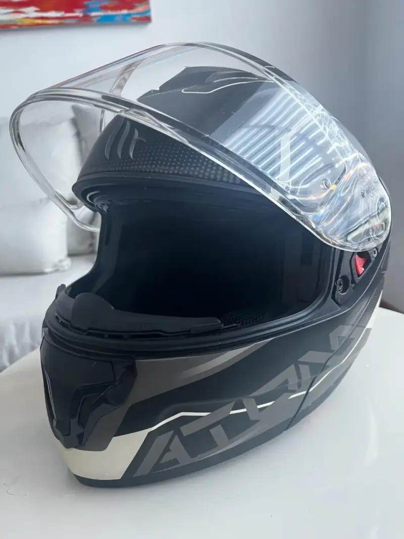 Casco moto abatible MT Atom - 1