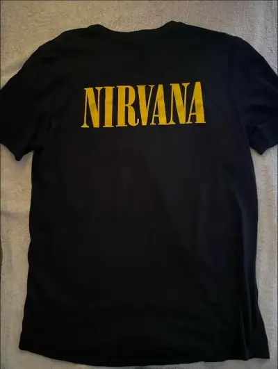 Polera negra Nirvana - miniatura 2