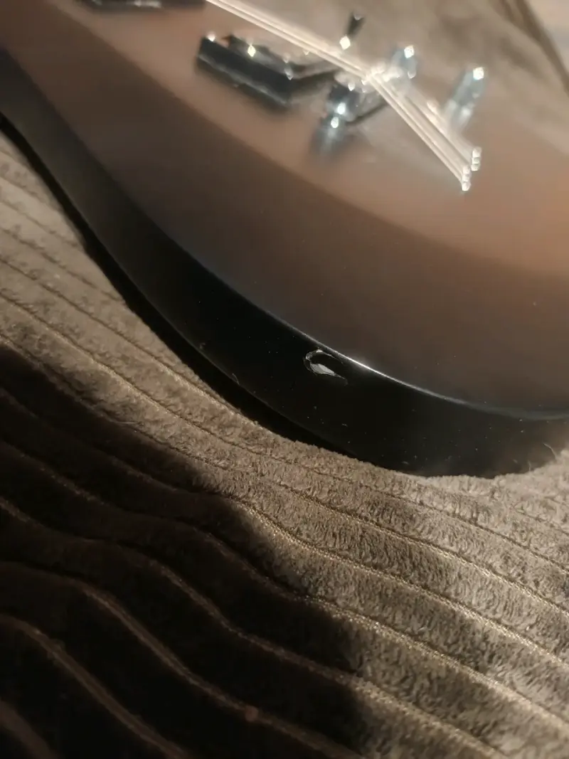 Guitarra eléctrica Schecter negra - 4