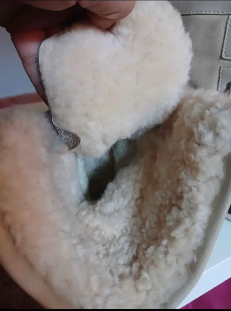 Botas de invierno UGG Australia beige con forro de lana - 4