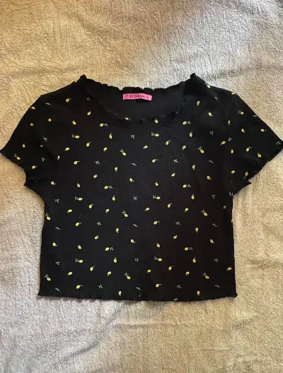 Polera negra corta - miniatura 1